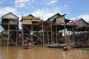 Tonle Sap Lake-Floating Villages-Mangrove Forest - Chong Khneas From the Boat: The First Look at Floating Life